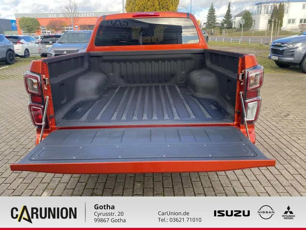 Isuzu D-Max V-Cross Double Cab 03/2025-photo-10