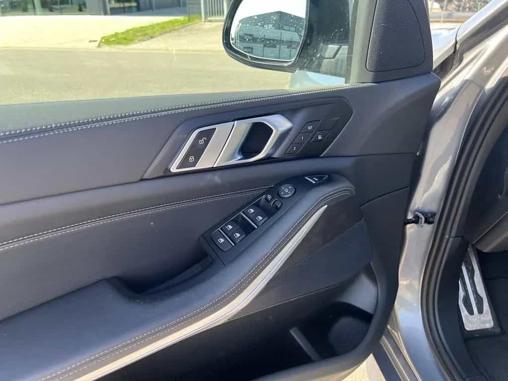 BMW X5 40d+M-SportPaket+LED+Leder 09/2023-photo-16