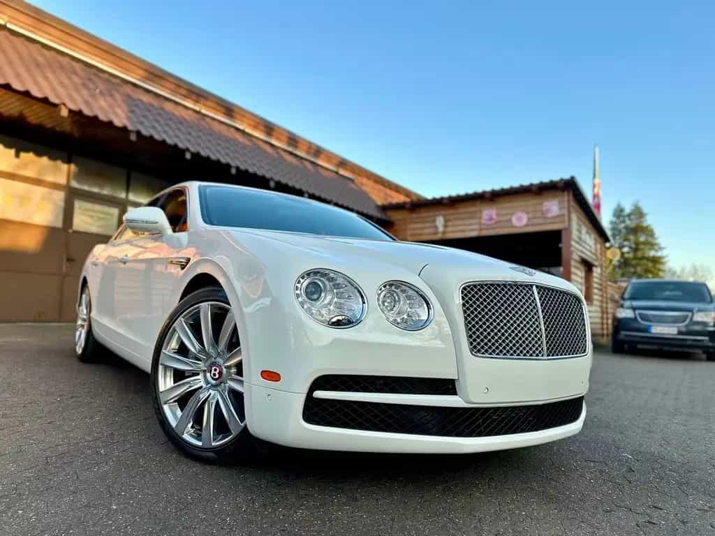 Bentley Flying Spur *SERVICE NEU*VOLL*NAVI*LED*GARANTIE* 03/2019-photo-10