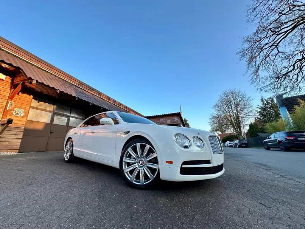 Bentley Flying Spur *SERVICE NEU*VOLL*NAVI*LED*GARANTIE* 03/2019-photo-12