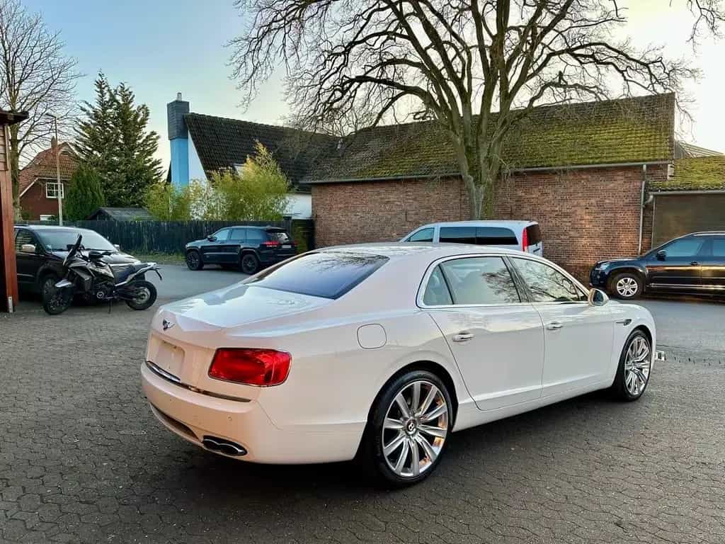Bentley Flying Spur *SERVICE NEU*VOLL*NAVI*LED*GARANTIE* 03/2019-photo-15