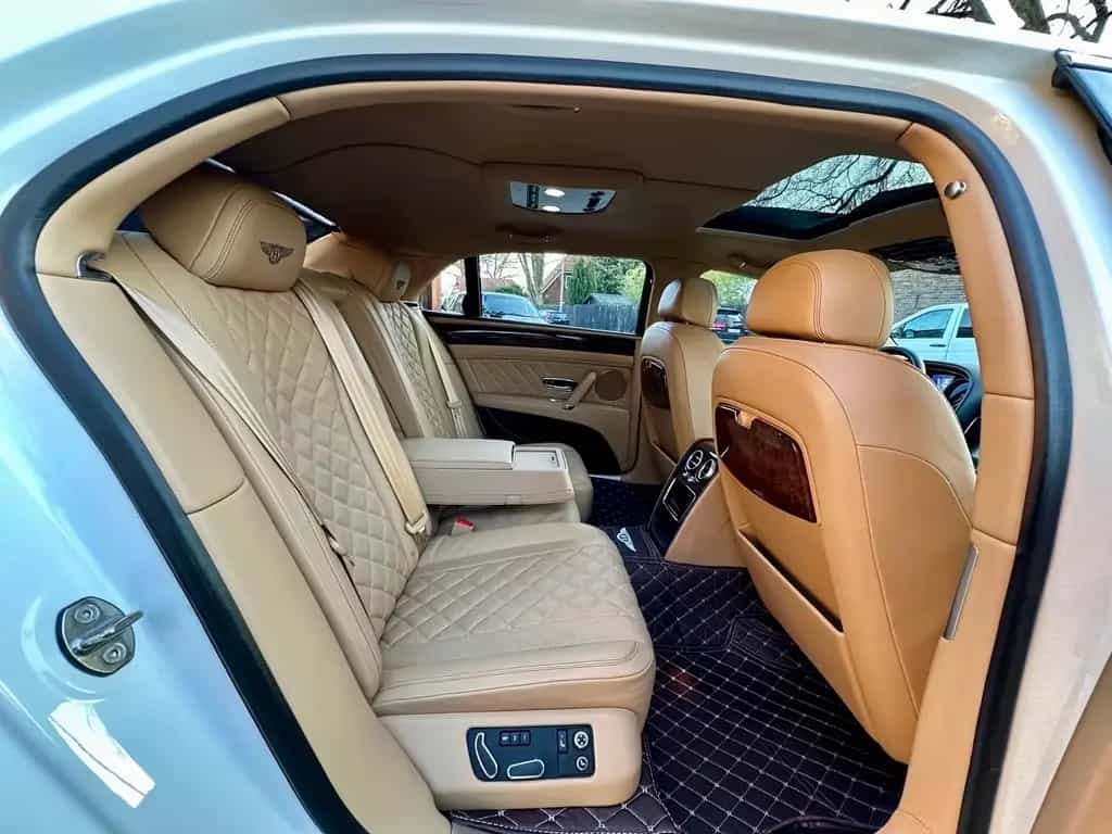 Bentley Flying Spur *SERVICE NEU*VOLL*NAVI*LED*GARANTIE* 03/2019-photo-35