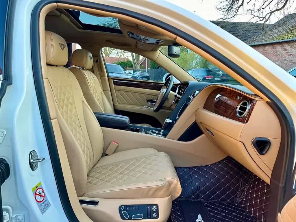 Bentley Flying Spur *SERVICE NEU*VOLL*NAVI*LED*GARANTIE* 03/2019-photo-41