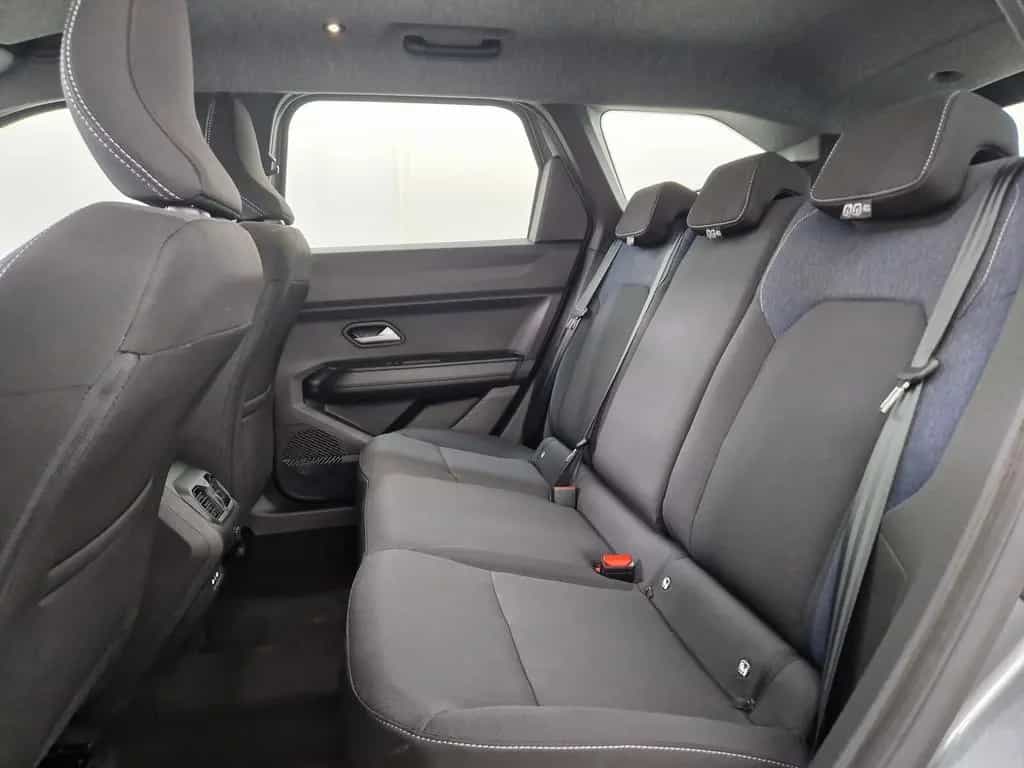 Dacia Bigster Expression TCe 130 4x4 Winterpaket 09/2025-photo-8