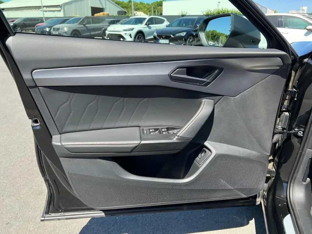 Cupra Formentor 4Drive VZ5 2.5 TSI Matrix 5J. Gar. CUP 04/2023-photo-11