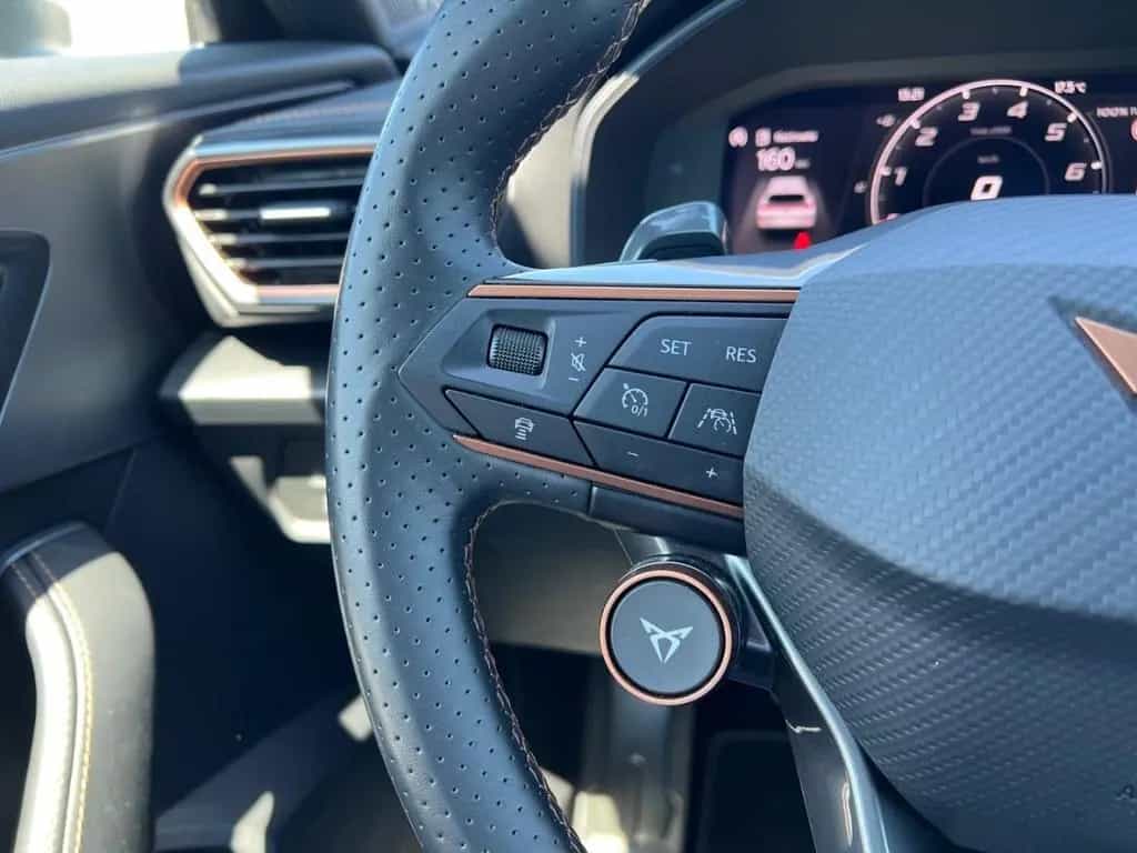 Cupra Formentor 4Drive VZ5 2.5 TSI Matrix 5J. Gar. CUP 04/2023-photo-24