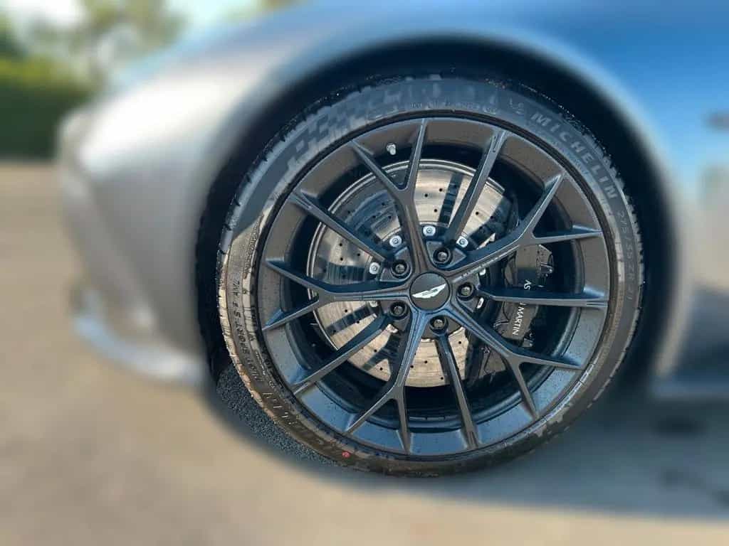 Aston Martin V8 Vantage Vantage V8 Vollausstattung Carbon 08/2024-photo-6