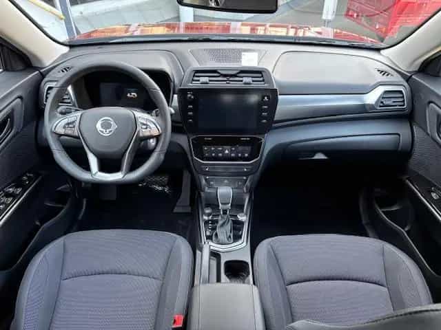 KGM Tivoli 1.5 T-GDI 6AT RED+LED+NAVI+DAB+5JGARANTIE 02/2026-photo-16