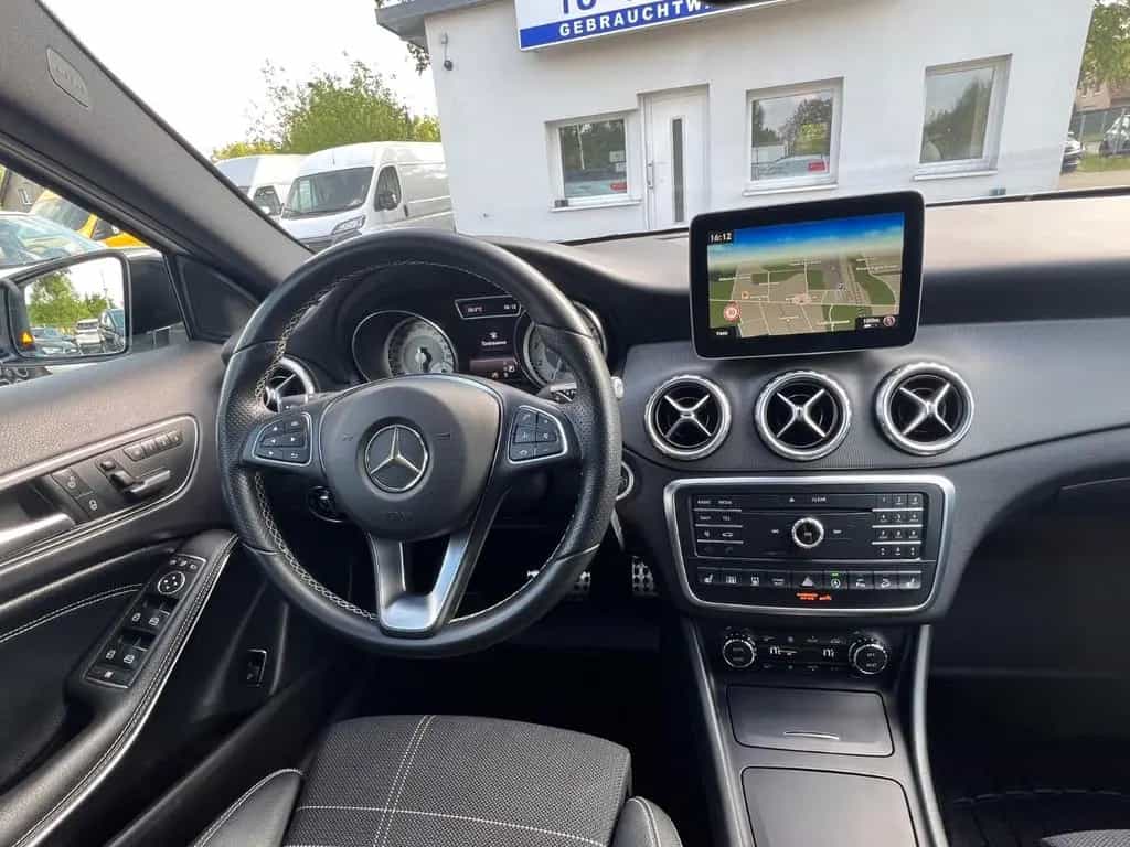 Mercedes-Benz GLA-Class 250 4Matic NIGHT-STANDHZ-NAVI-MEMORY-XENON 10/2016-photo-11