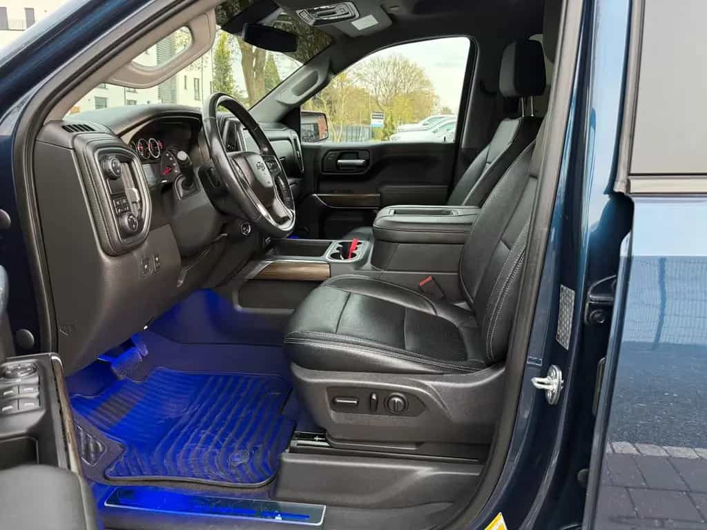 Chevrolet Silverado 5.3 V8/Crew Cab/BMC Bodykit/Sport-Aga 10/2019-photo-19