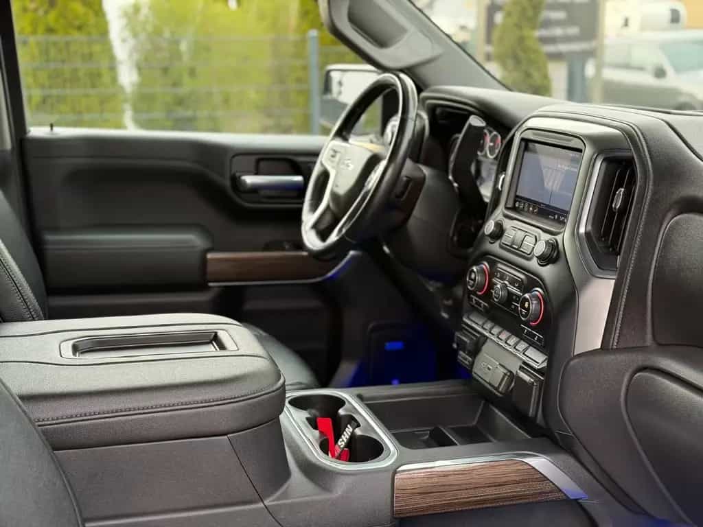 Chevrolet Silverado 5.3 V8/Crew Cab/BMC Bodykit/Sport-Aga 10/2019-photo-27