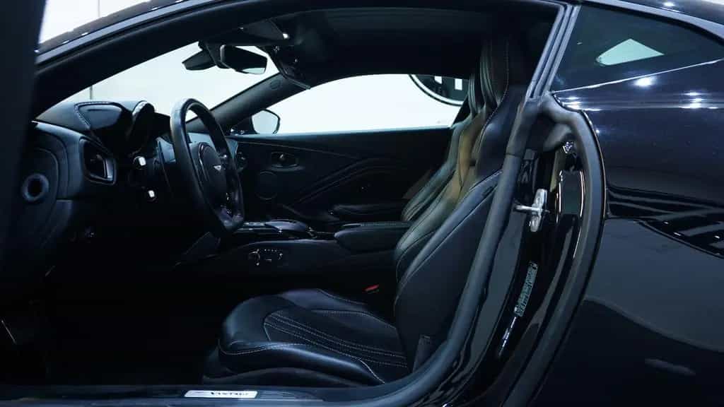 Aston Martin Vantage 4.0 V8 *Inspektion Neu*1HD*deutschesFZ 07/2021-photo-18