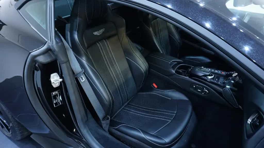 Aston Martin Vantage 4.0 V8 *Inspektion Neu*1HD*deutschesFZ 07/2021-photo-21