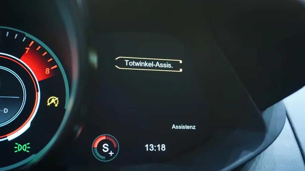Aston Martin Vantage 4.0 V8 *Inspektion Neu*1HD*deutschesFZ 07/2021-photo-32