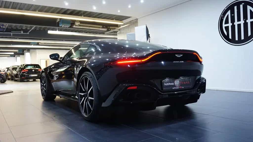 Aston Martin Vantage 4.0 V8 *Inspektion Neu*1HD*deutschesFZ 07/2021-photo-4