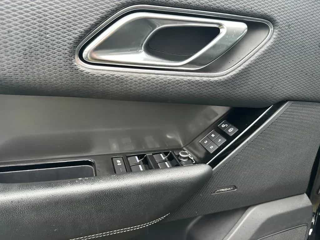 Land Rover Range Rover Rover Velar 240 S 03/2018-photo-7