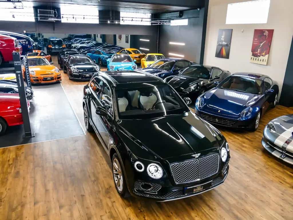 Bentley Bentayga 6.0 W12 Mulliner 4WD Autom. 01/2018-photo-14