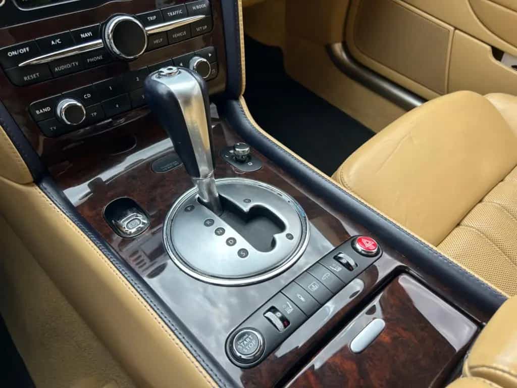 Bentley Continental Flying Spur W12 *Keyless*GSD*HU Neu* 11/2005-photo-16