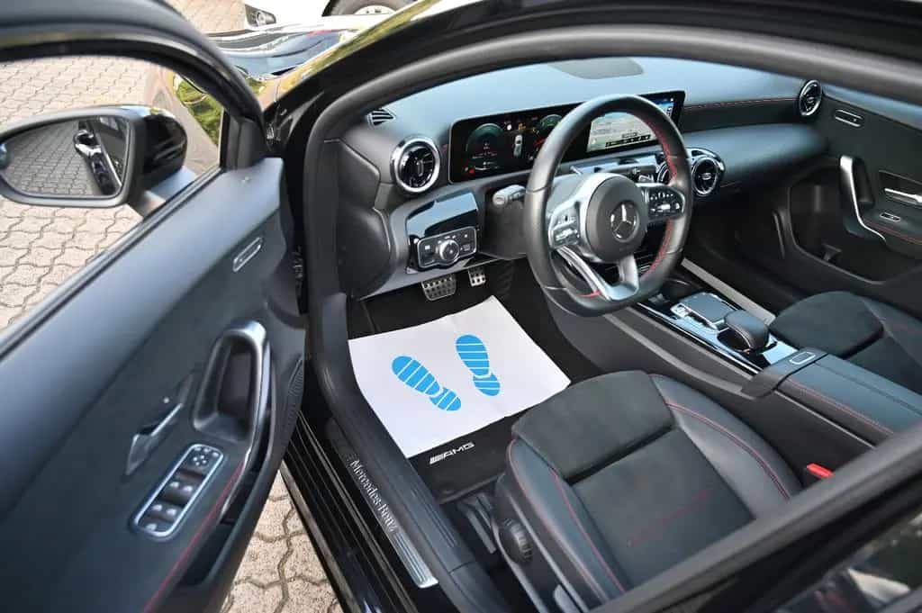 Mercedes-Benz A-Class 250 AMG Line Navi Leder LED PDC 07/2020-photo-14