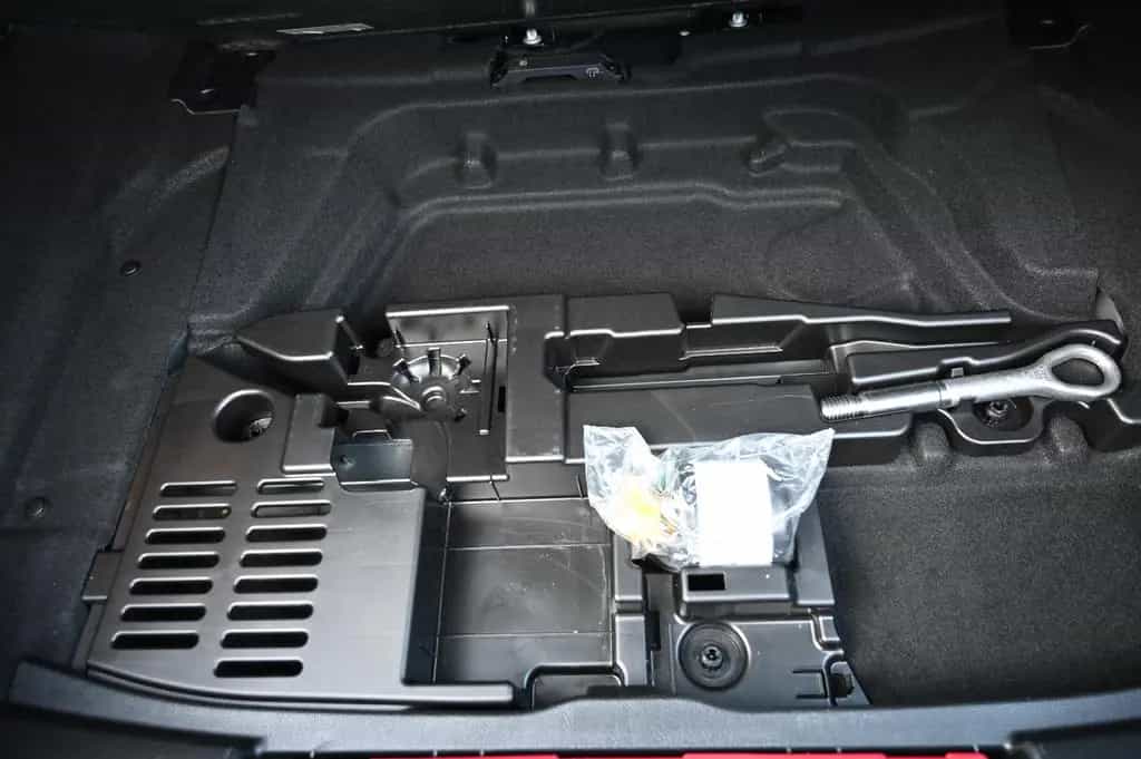 Mercedes-Benz A-Class 250 AMG Line Navi Leder LED PDC 07/2020-photo-19