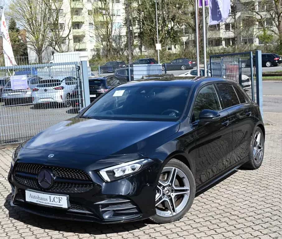 Mercedes-Benz A-Class 250 AMG Line Navi Leder LED PDC 07/2020-photo-2