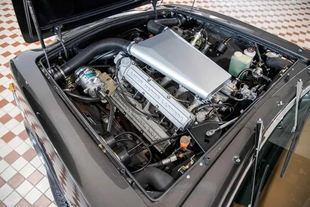 Aston Martin Other V8 Volante 06/1982-photo-11