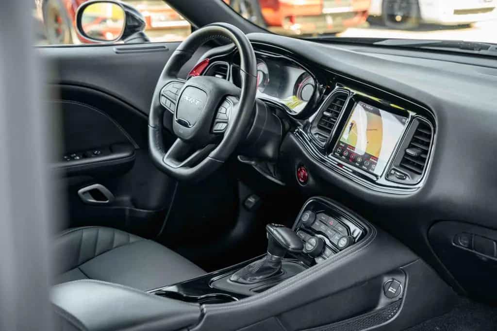 Dodge Challenger 5,7 Hemi NAV ALPINE KAMERA 03/2021-photo-20