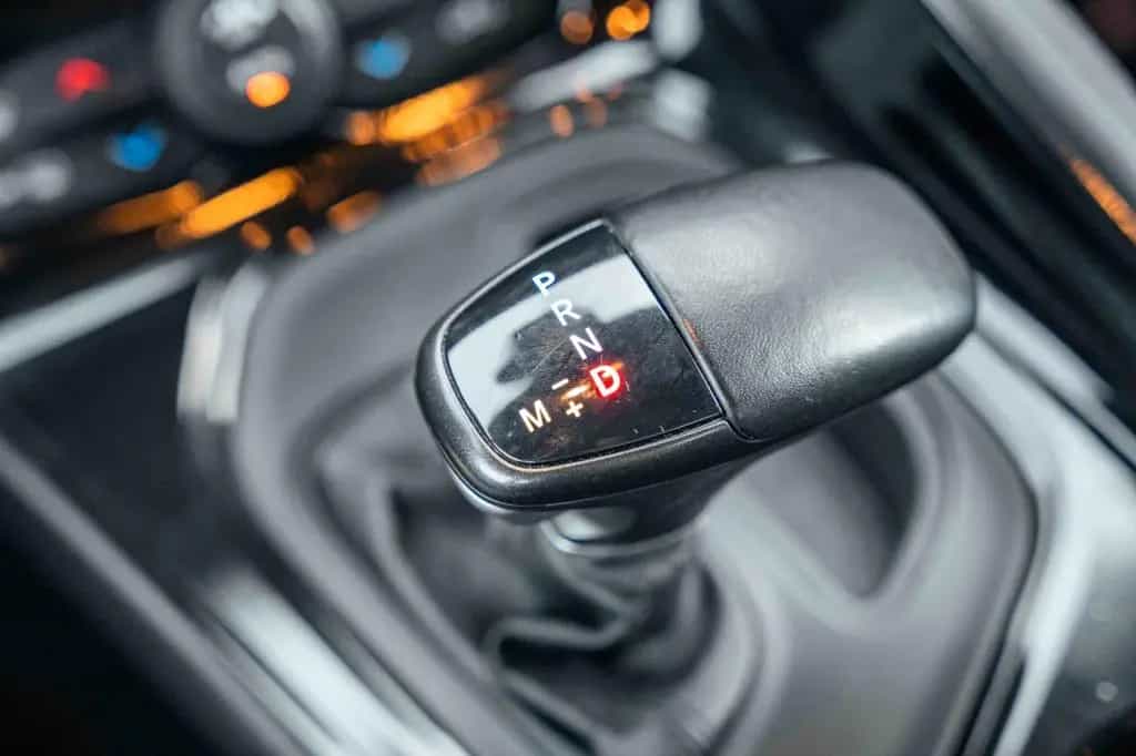 Dodge Challenger 5,7 Hemi NAV ALPINE KAMERA 03/2021-photo-24