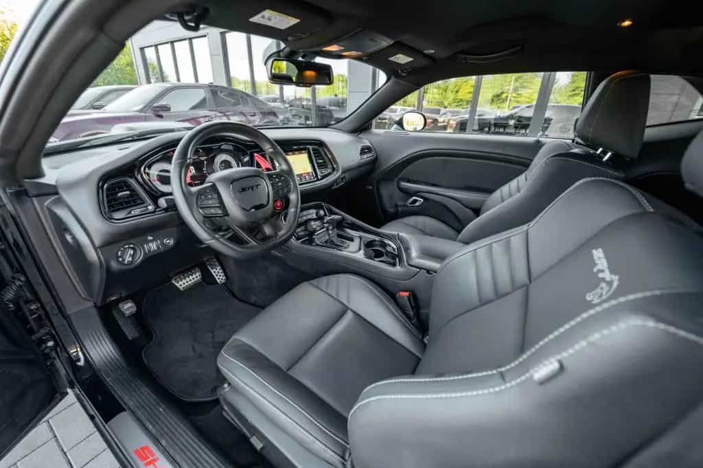 Dodge Challenger 5,7 Hemi NAV ALPINE KAMERA 03/2021-photo-27