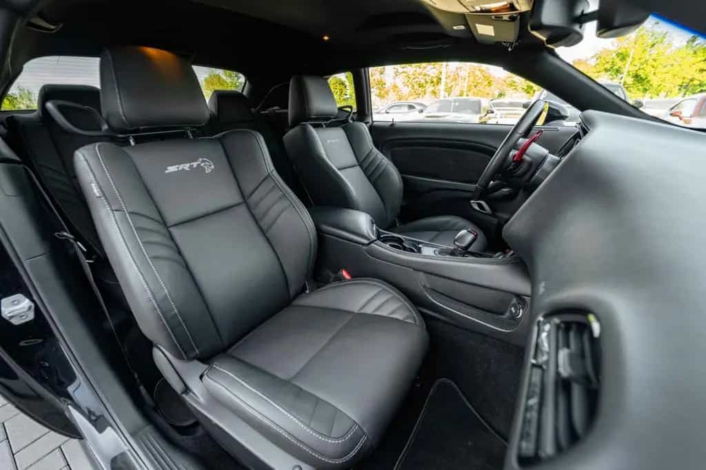 Dodge Challenger 5,7 Hemi NAV ALPINE KAMERA 03/2021-photo-29