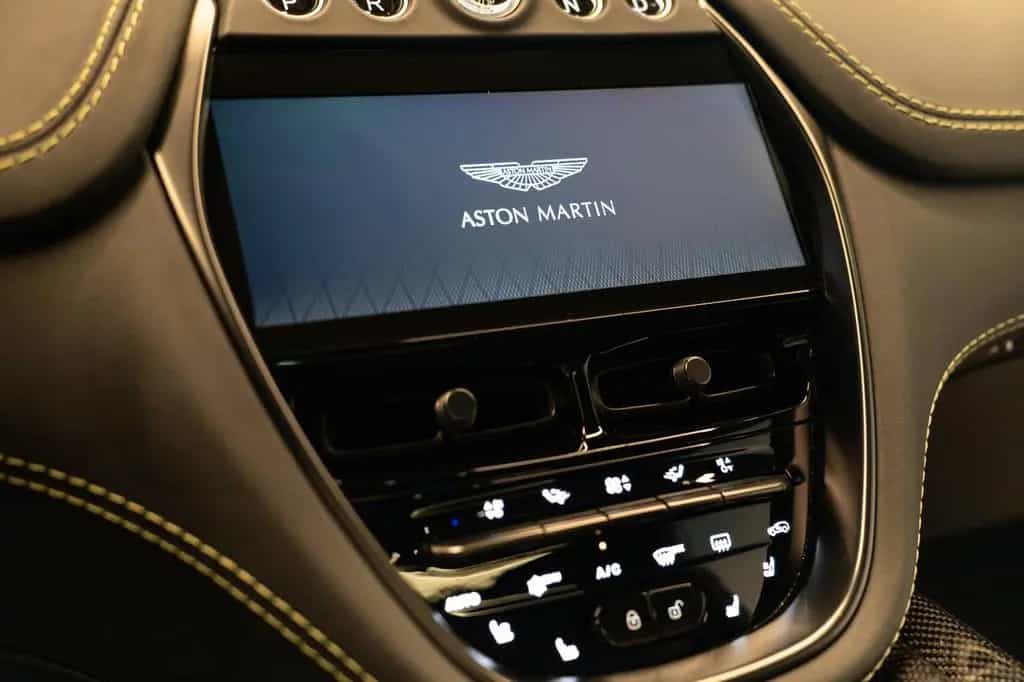 Aston Martin DBX 4.0 V8 DBX707 *Carbon*PPF 11/2024-photo-11