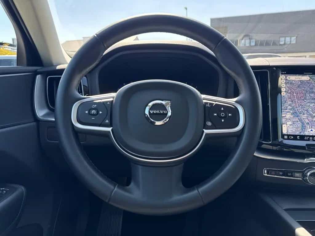 Volvo XC60 Core B5 AWD Digitales Cockpit Soundsystem L 12/2024-photo-13