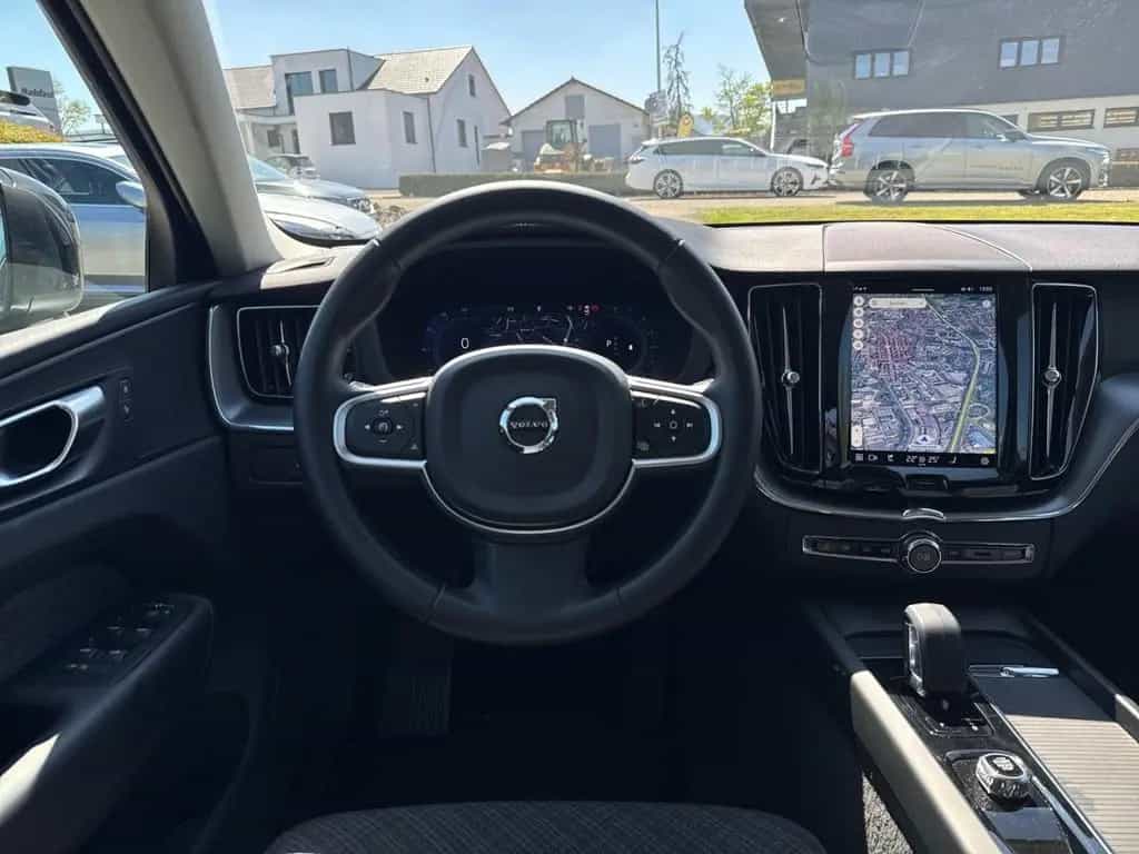 Volvo XC60 Core B5 AWD Digitales Cockpit Soundsystem L 12/2024-photo-8