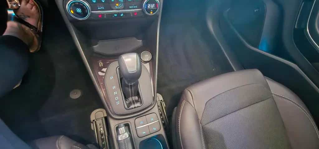 Ford Fiesta 5-Türer 1.0 EcoBoost Aut. VIGNALE Navi Pa 08/2019-photo-12