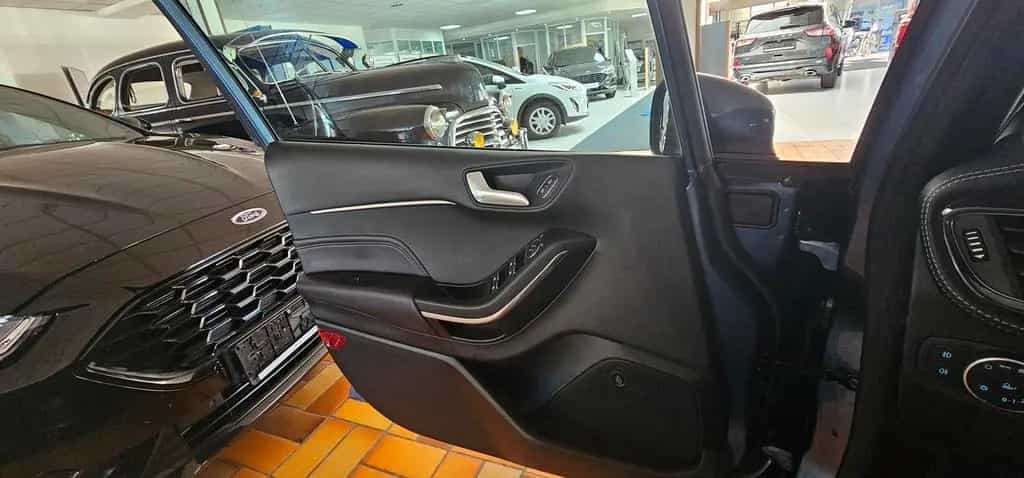 Ford Fiesta 5-Türer 1.0 EcoBoost Aut. VIGNALE Navi Pa 08/2019-photo-15