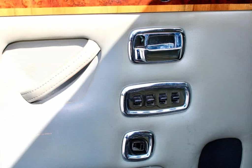 Rolls-Royce Silver Shadow Serie I 06/1974-photo-16