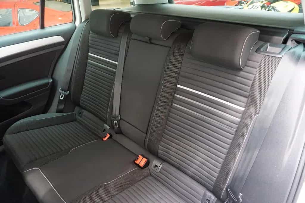 Volkswagen Golf VII Variant Cup BI-XENON, STANDHEIZUNG, PDC 11/2014-photo-17