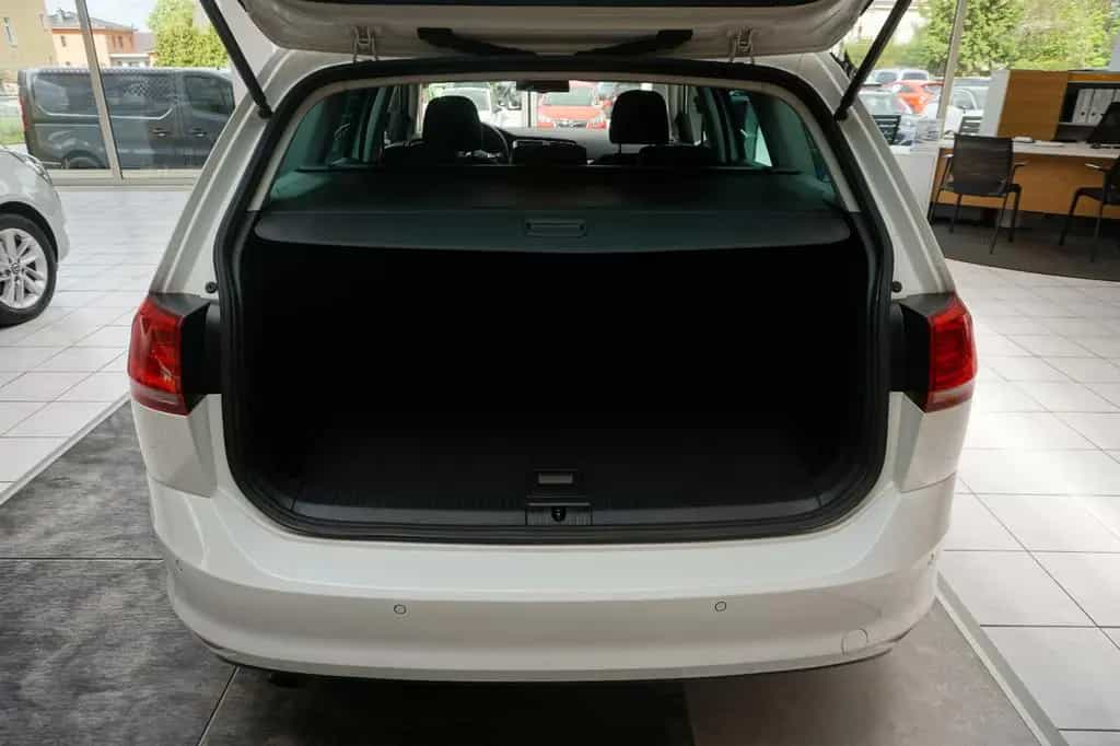 Volkswagen Golf VII Variant Cup BI-XENON, STANDHEIZUNG, PDC 11/2014-photo-20
