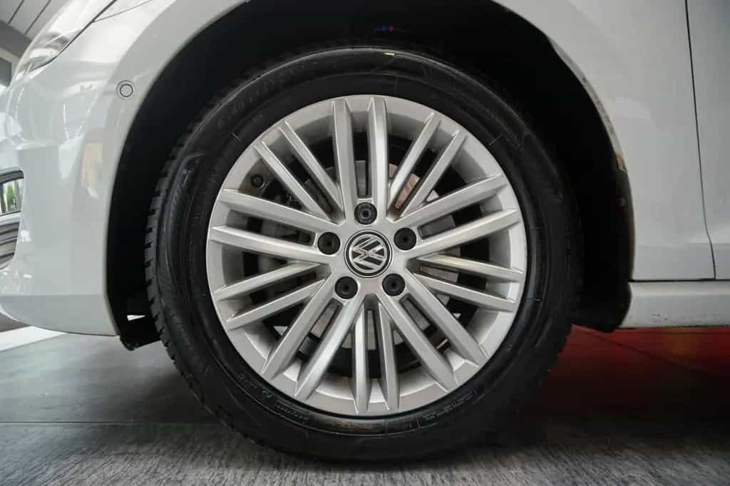 Volkswagen Golf VII Variant Cup BI-XENON, STANDHEIZUNG, PDC 11/2014-photo-21