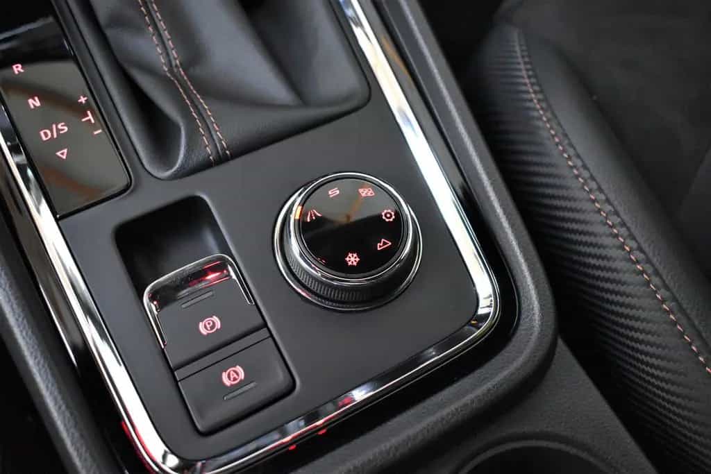 Cupra Ateca + 4Drive+LED+Navi+360°Kamera+Keyless 03/2020-photo-16