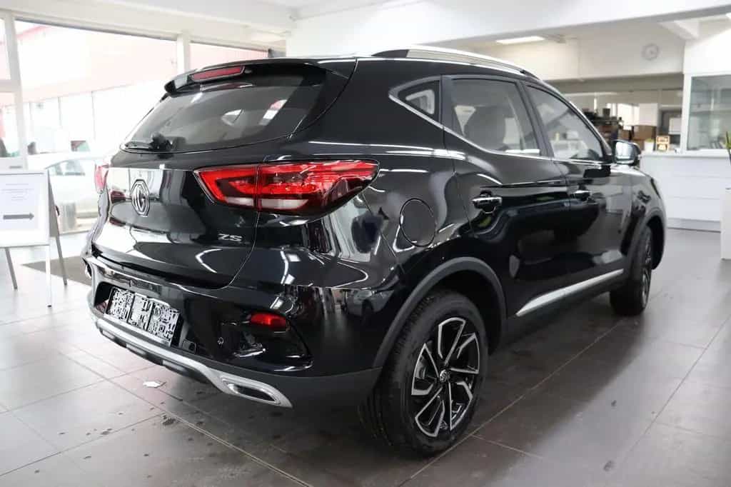 MG ZS 1.5 Luxury Leder SHZ Navi 360° Virtual SOFORT 04/2025-photo-3
