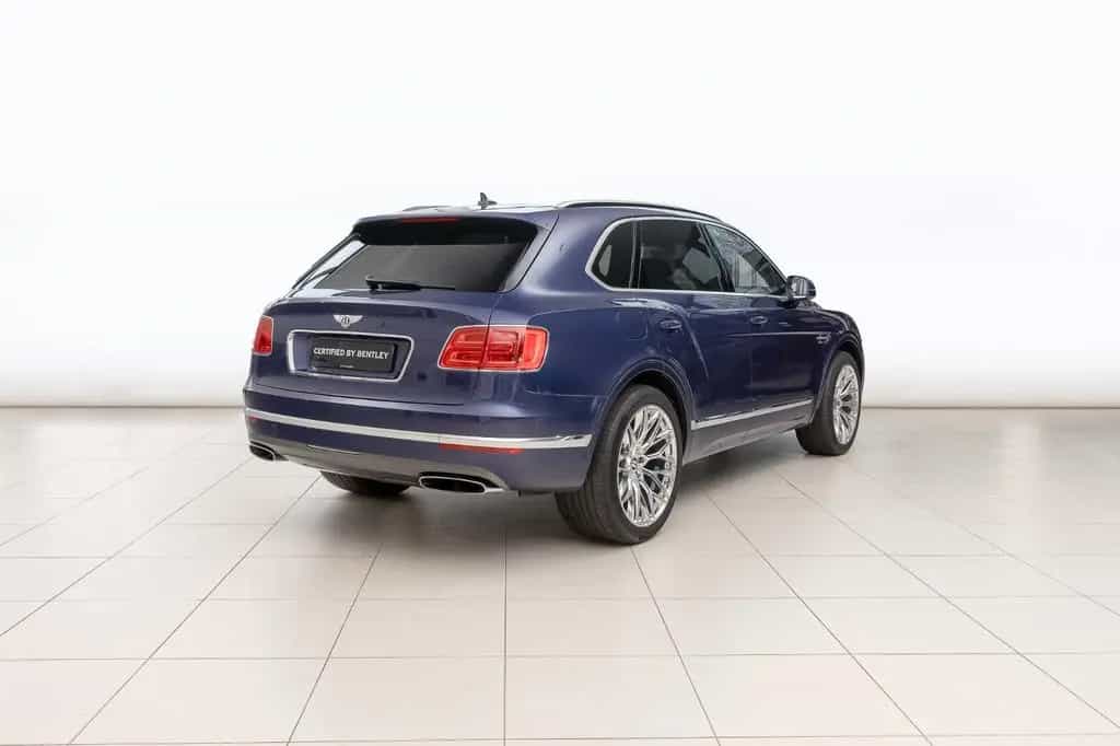 Bentley Bentayga W12 - City - Touring - Sunshine Spec. 08/2016-photo-4
