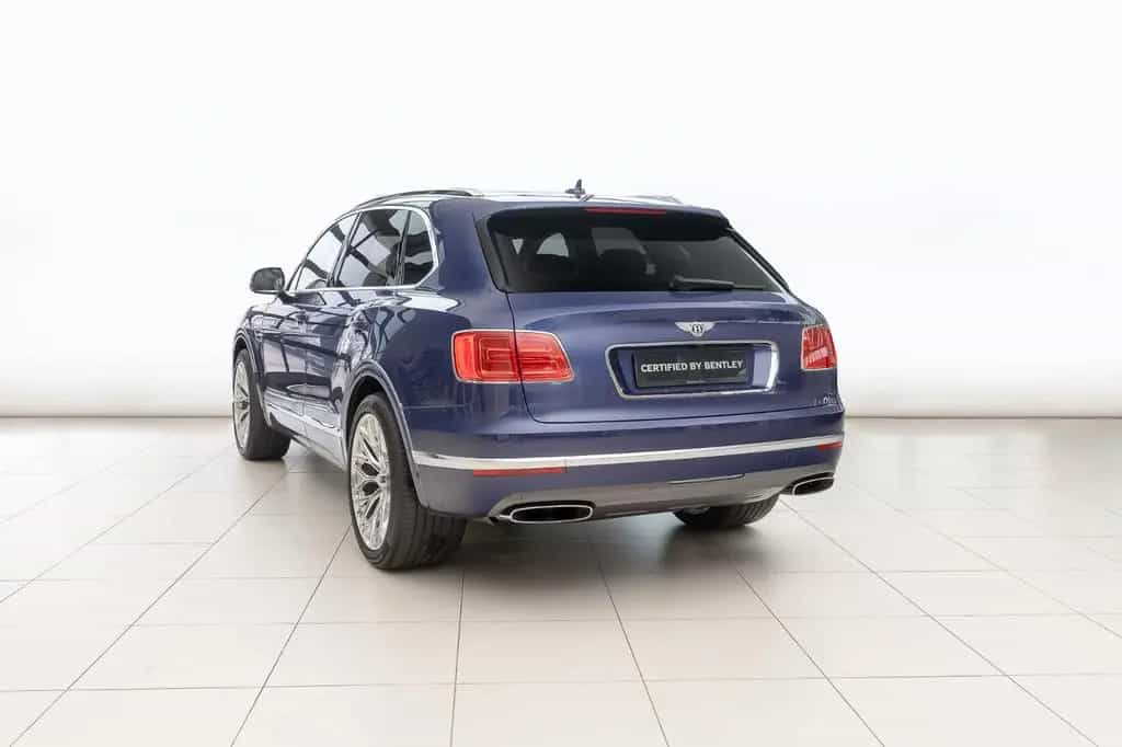 Bentley Bentayga W12 - City - Touring - Sunshine Spec. 08/2016-photo-6