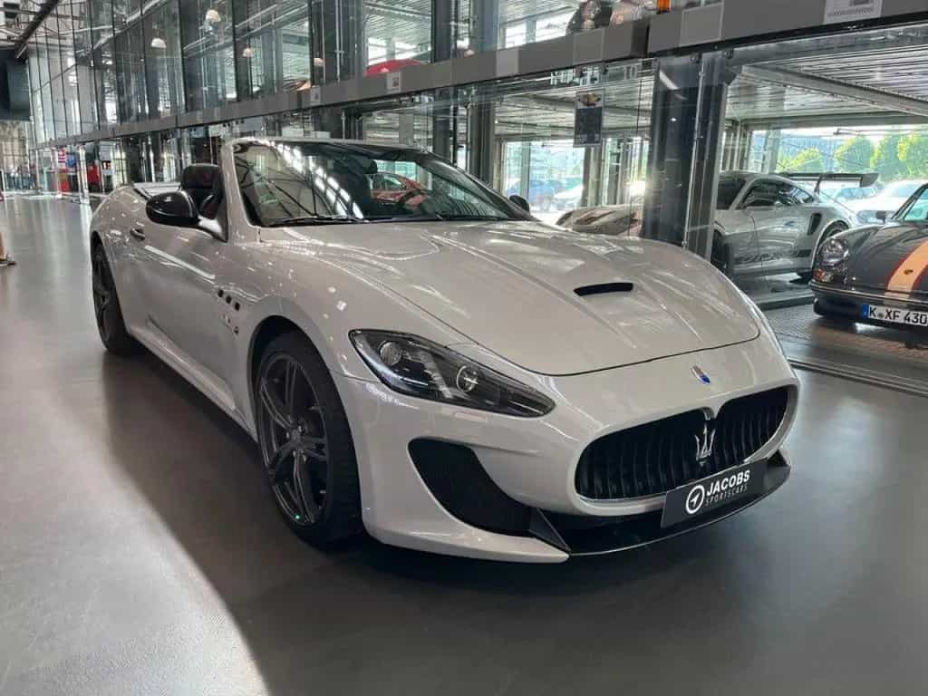 Maserati GranCabrio 4.7 V8 MC Centenario 1 of 203 12/2017-photo-0