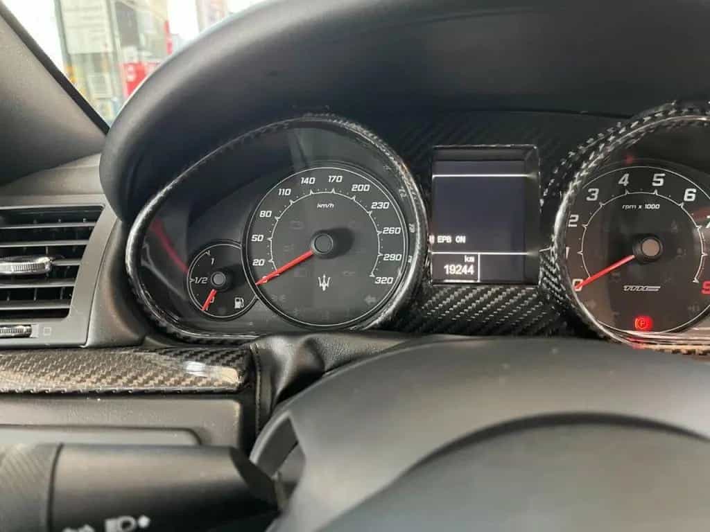 Maserati GranCabrio 4.7 V8 MC Centenario 1 of 203 12/2017-photo-18