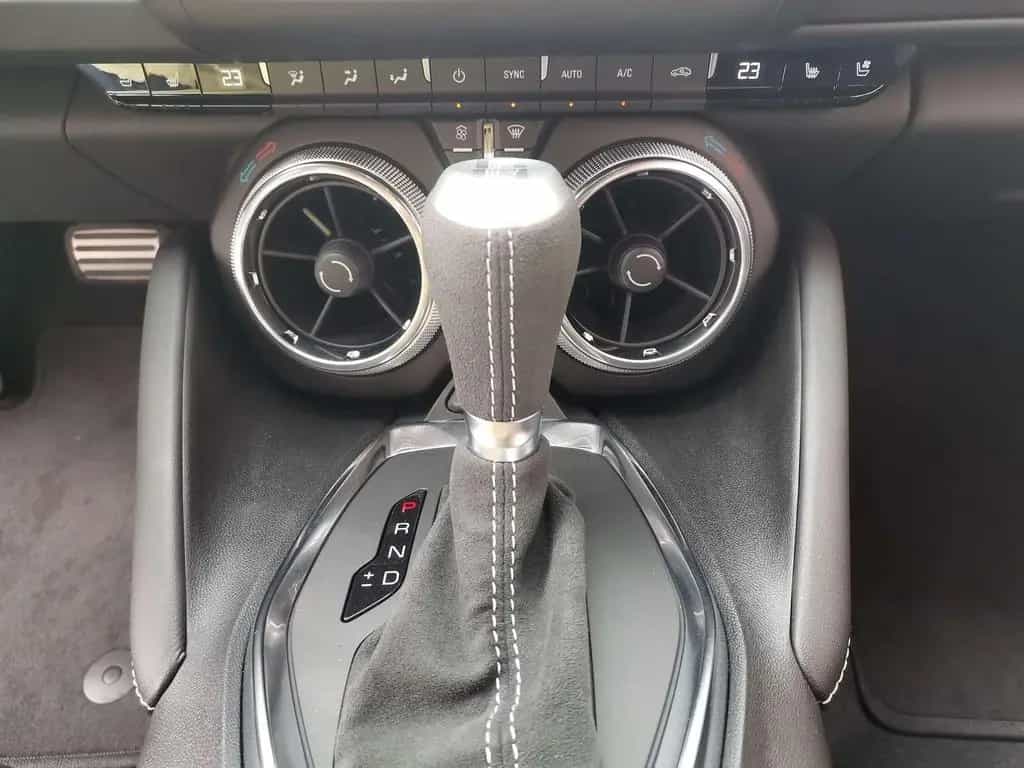 Chevrolet Camaro V8 Coupe 05/2025-photo-9