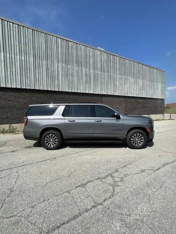 Chevrolet Suburban Premier*ARMORED*B6*GEPANZERT*ARMOURED* 05/2025-photo-3