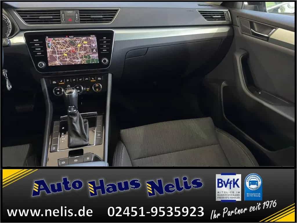 Skoda Superb 1,5 TSI Combi DSG Ambition Bi-Xenon ACC R 07/2019-photo-12