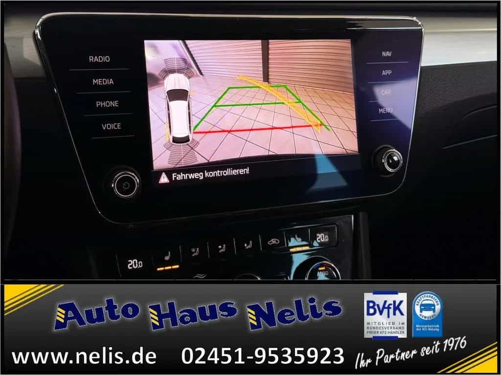 Skoda Superb 1,5 TSI Combi DSG Ambition Bi-Xenon ACC R 07/2019-photo-13