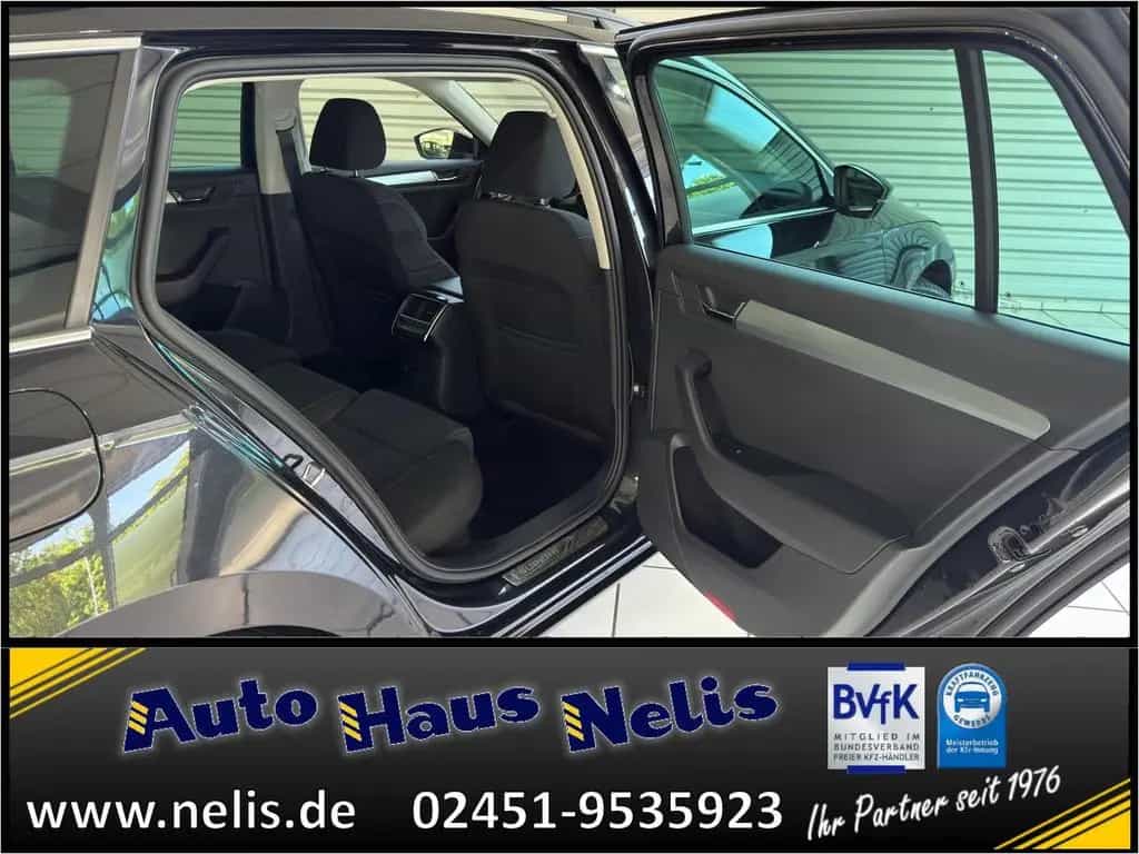 Skoda Superb 1,5 TSI Combi DSG Ambition Bi-Xenon ACC R 07/2019-photo-26